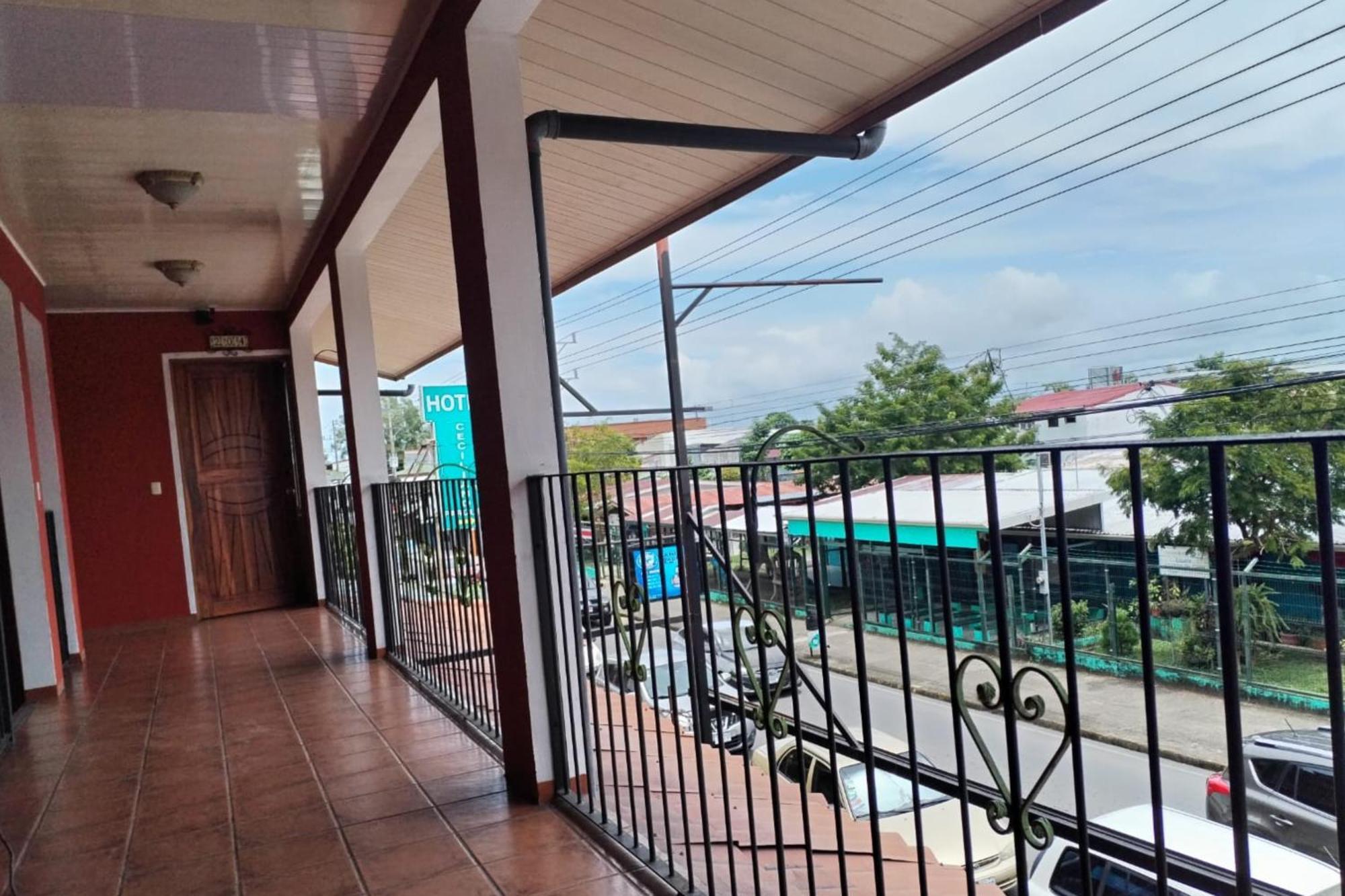 Hospedaje Papalotes Quepos Exterior photo