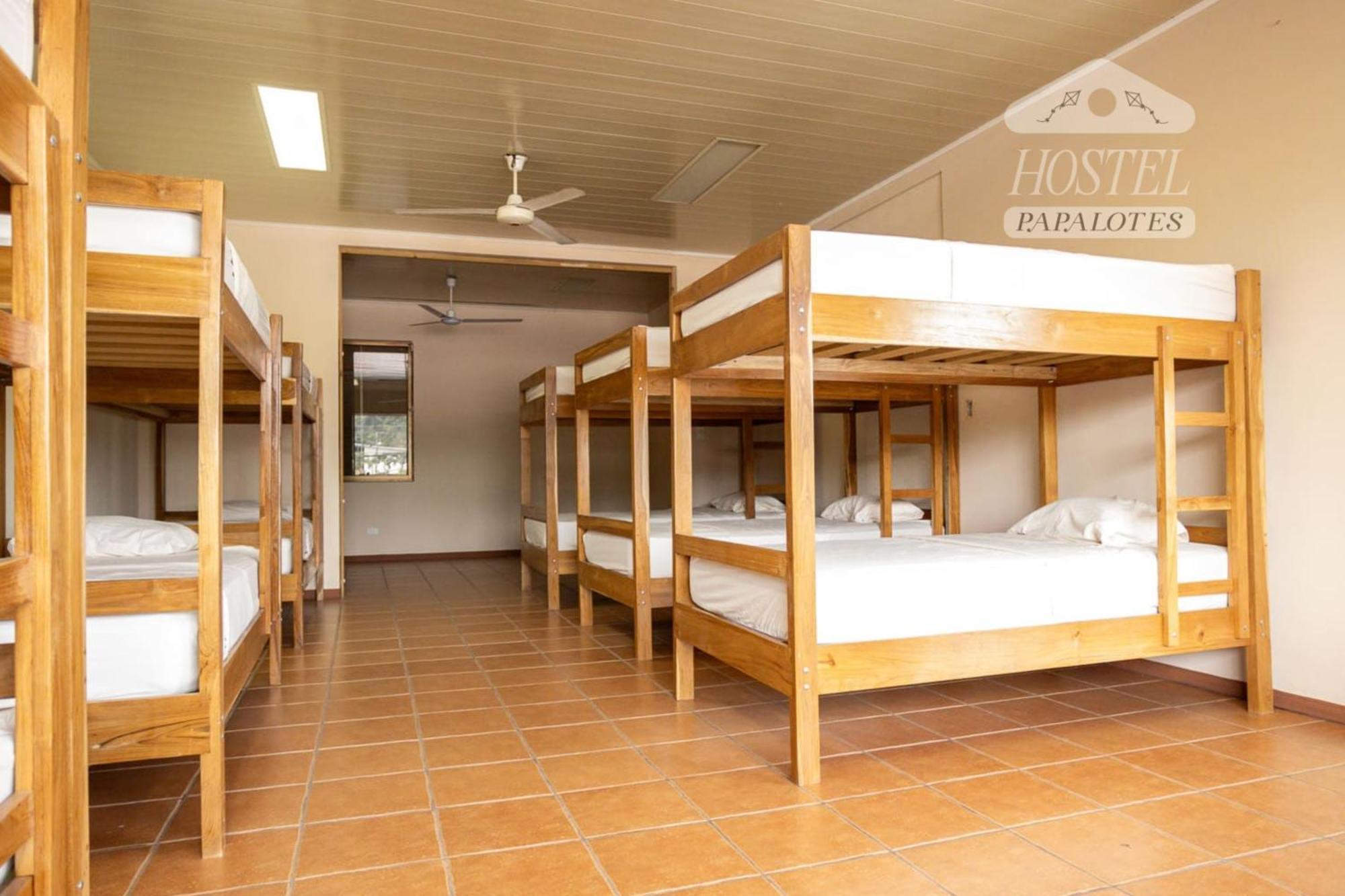 Hospedaje Papalotes Quepos Exterior photo